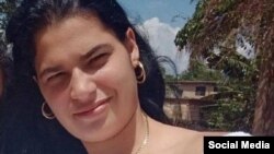 Sissi Abascal, la Dama de Blanco más joven de Cuba. (Foto: Facebook)